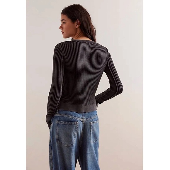 NWT Free People We The Free Between The Lines Rib Sweater Long Sleeve in Black - Picture 9 of 10